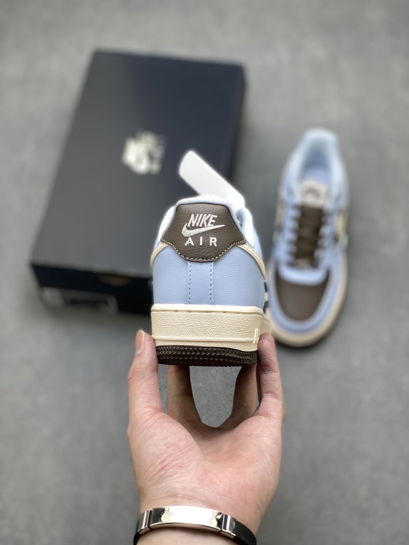 Nike Air Force 1 Low 'Gold' view