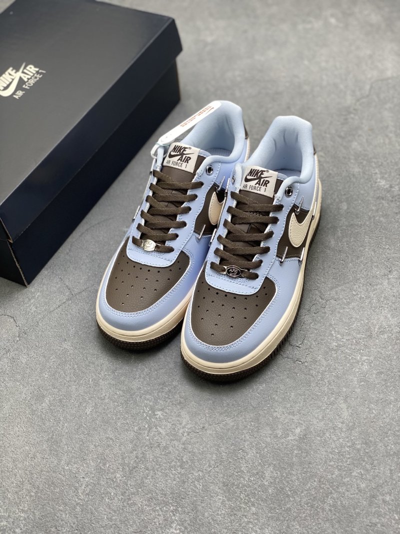 Nike Air Force 1 Low 'Gold' view