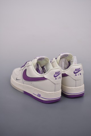 Nike Air Force 1 Low view 2