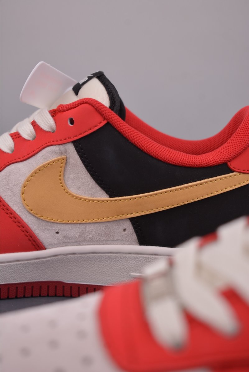 Nike Air Force 1 Low view