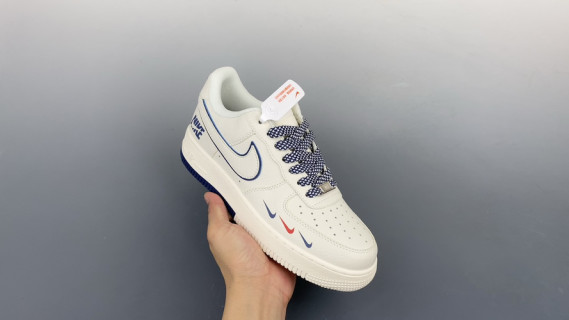Nike Air Force 1 Low 'White / Blue' view 2