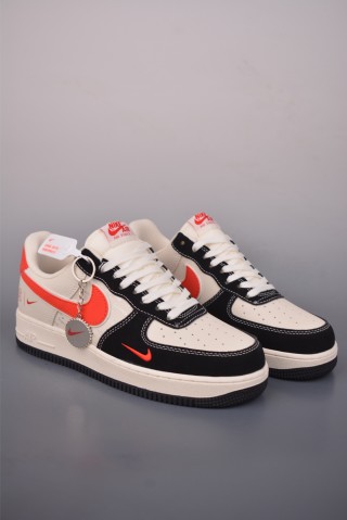 Nike Air Force 1 Low view 1