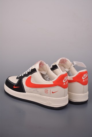 Nike Air Force 1 Low view 2