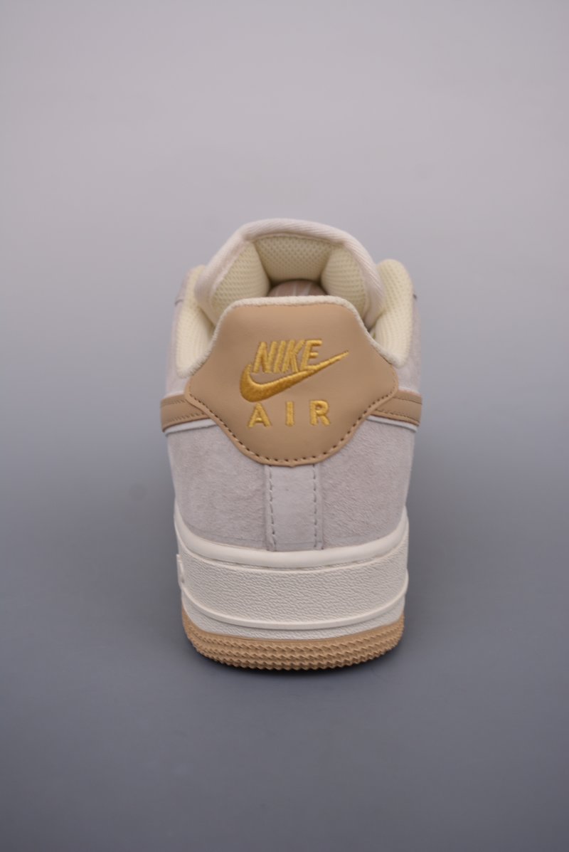 Nike Air Force 1 Low view