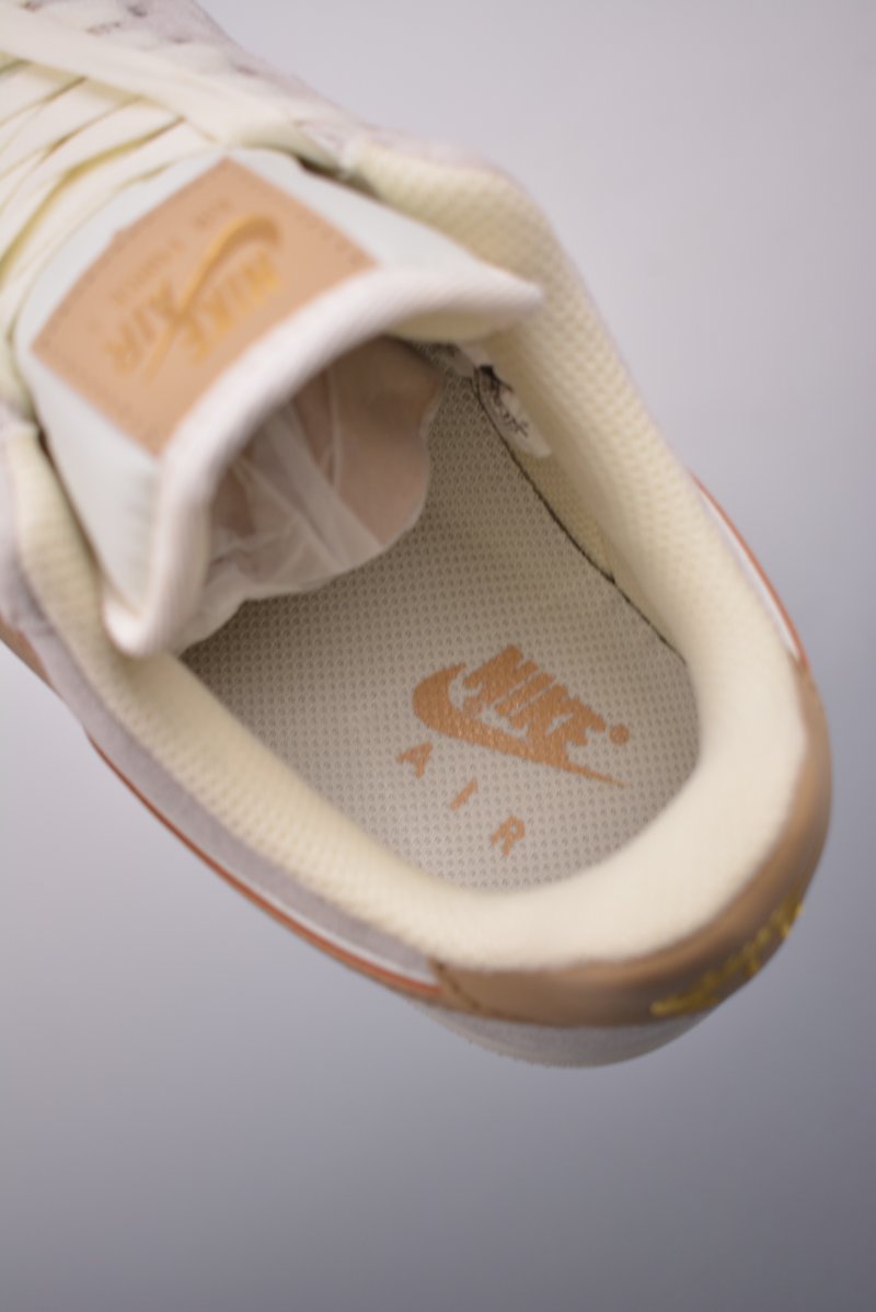 Nike Air Force 1 Low view