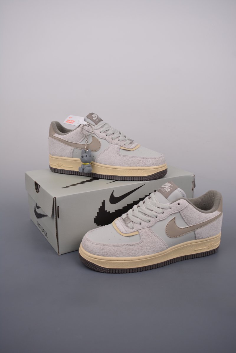 Nike Air Force 1 Low 'White / Grey' view