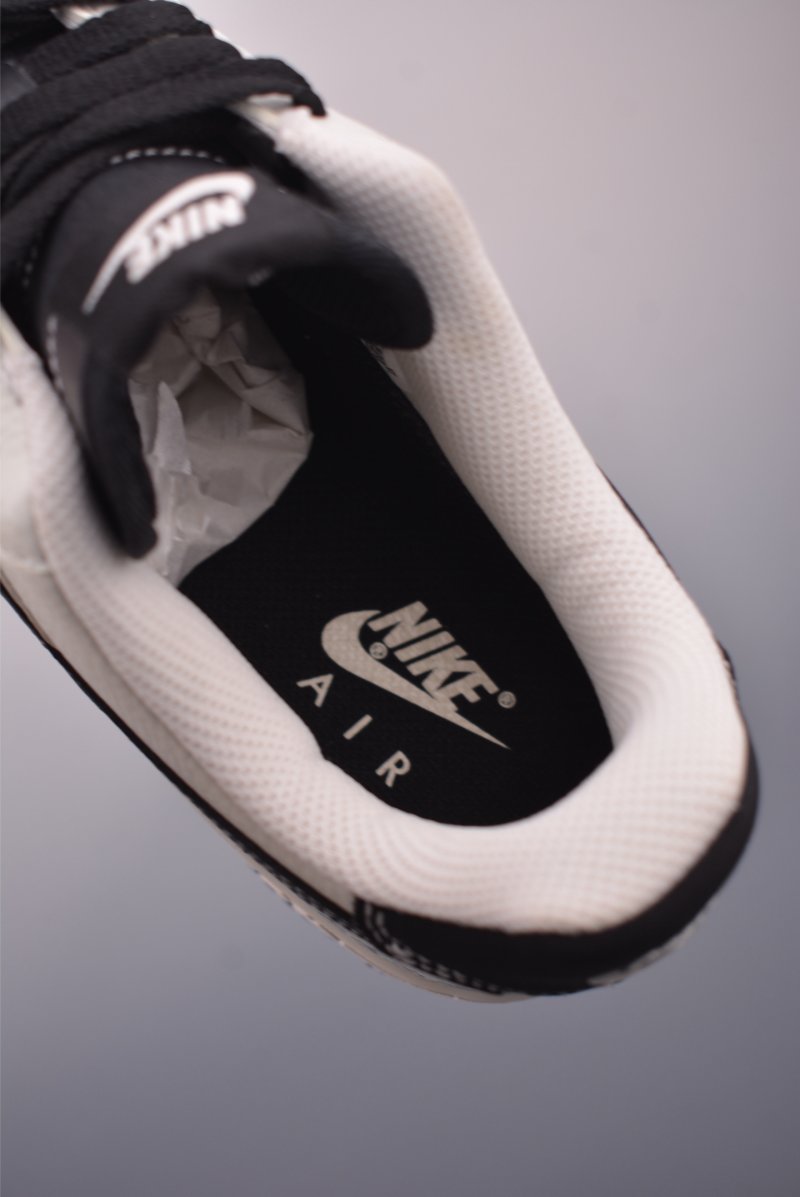 Nike Air Force 1 Low view