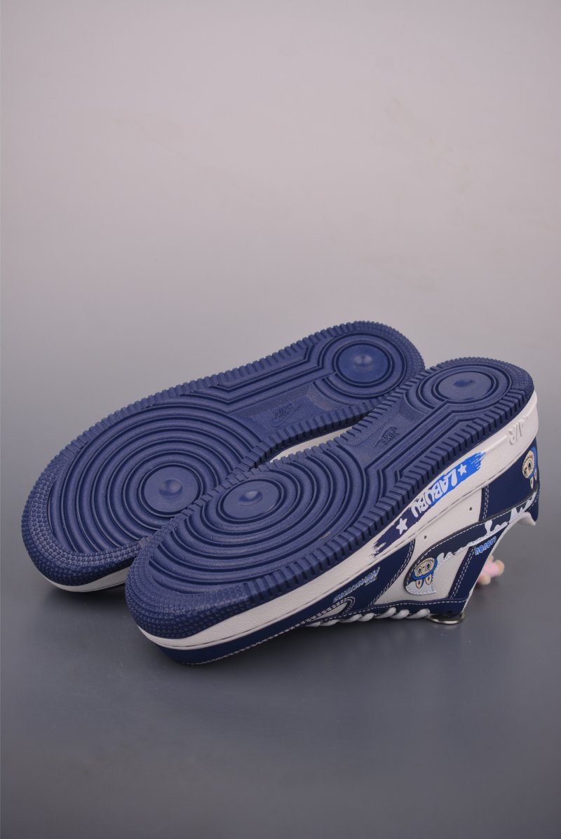 Nike Air Force 1 Low view