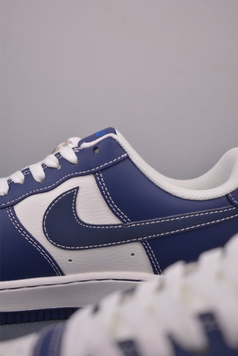 Nike Air Force 1 Low view