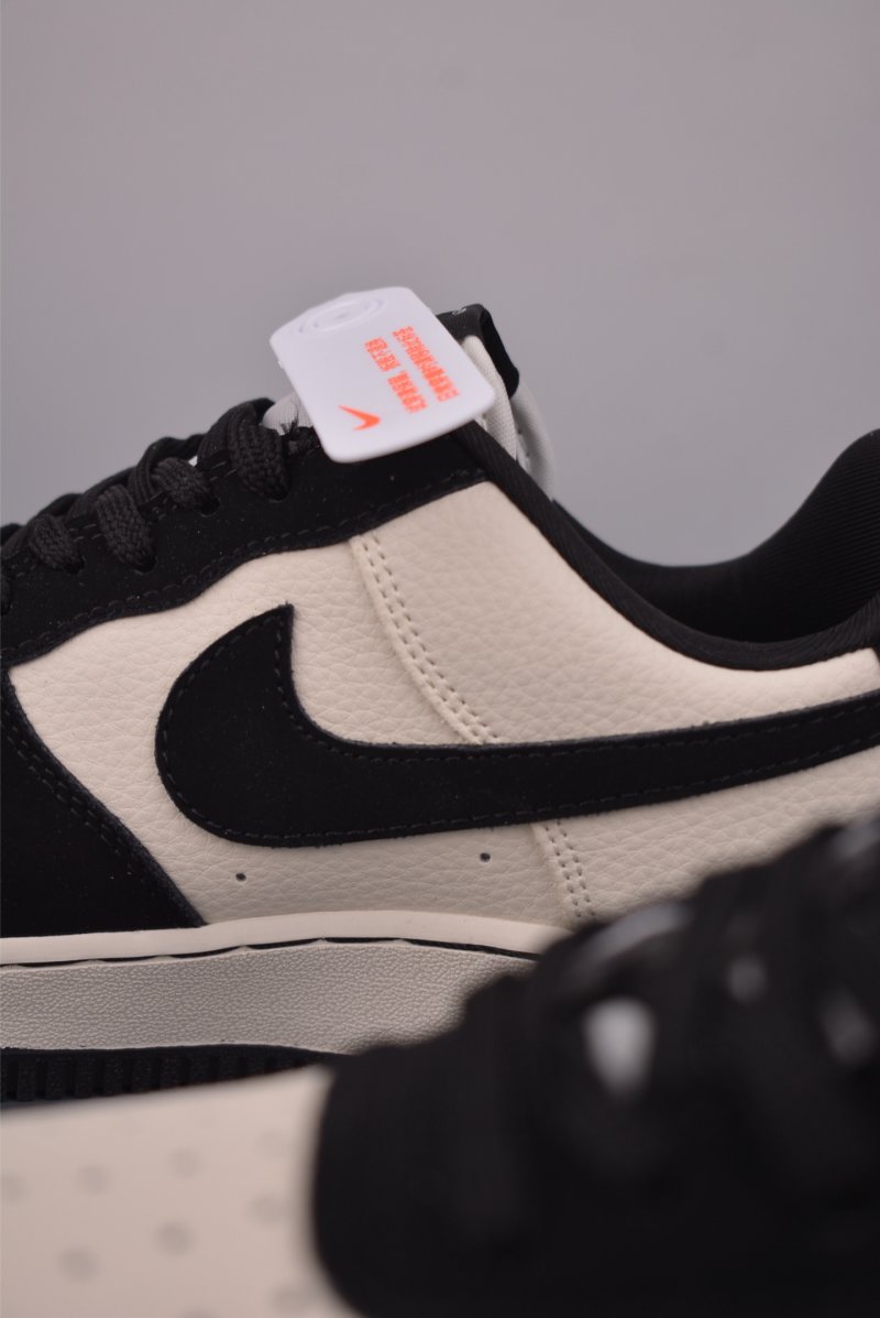 Nike Air Force 1 Low view