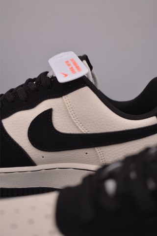 Nike Air Force 1 Low view 8