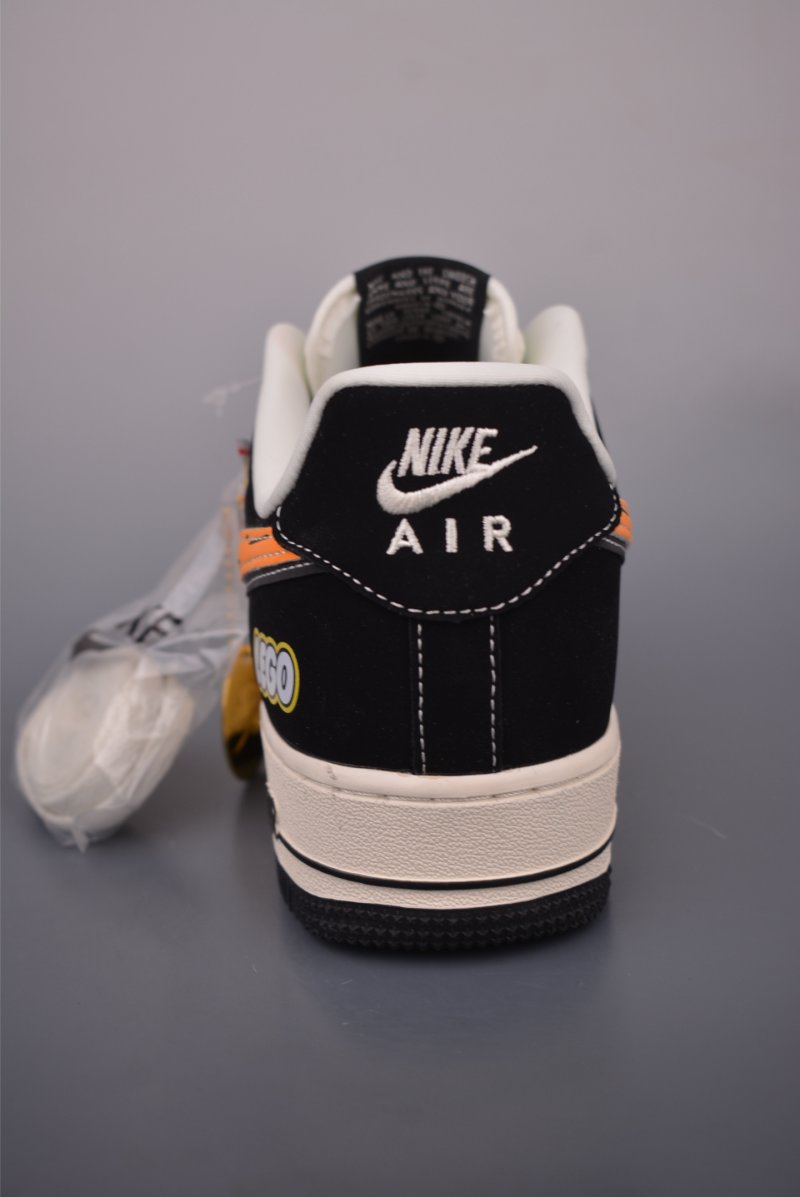 Nike Air Force 1 Low view