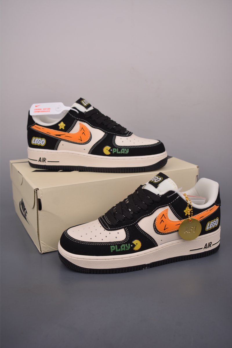 Nike Air Force 1 Low view