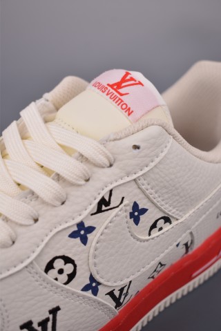 Nike Air Force 1 Low view 7