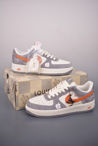 Nike Air Force 1 Low view 5