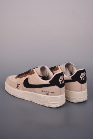 Nike Air Force 1 Low view 2