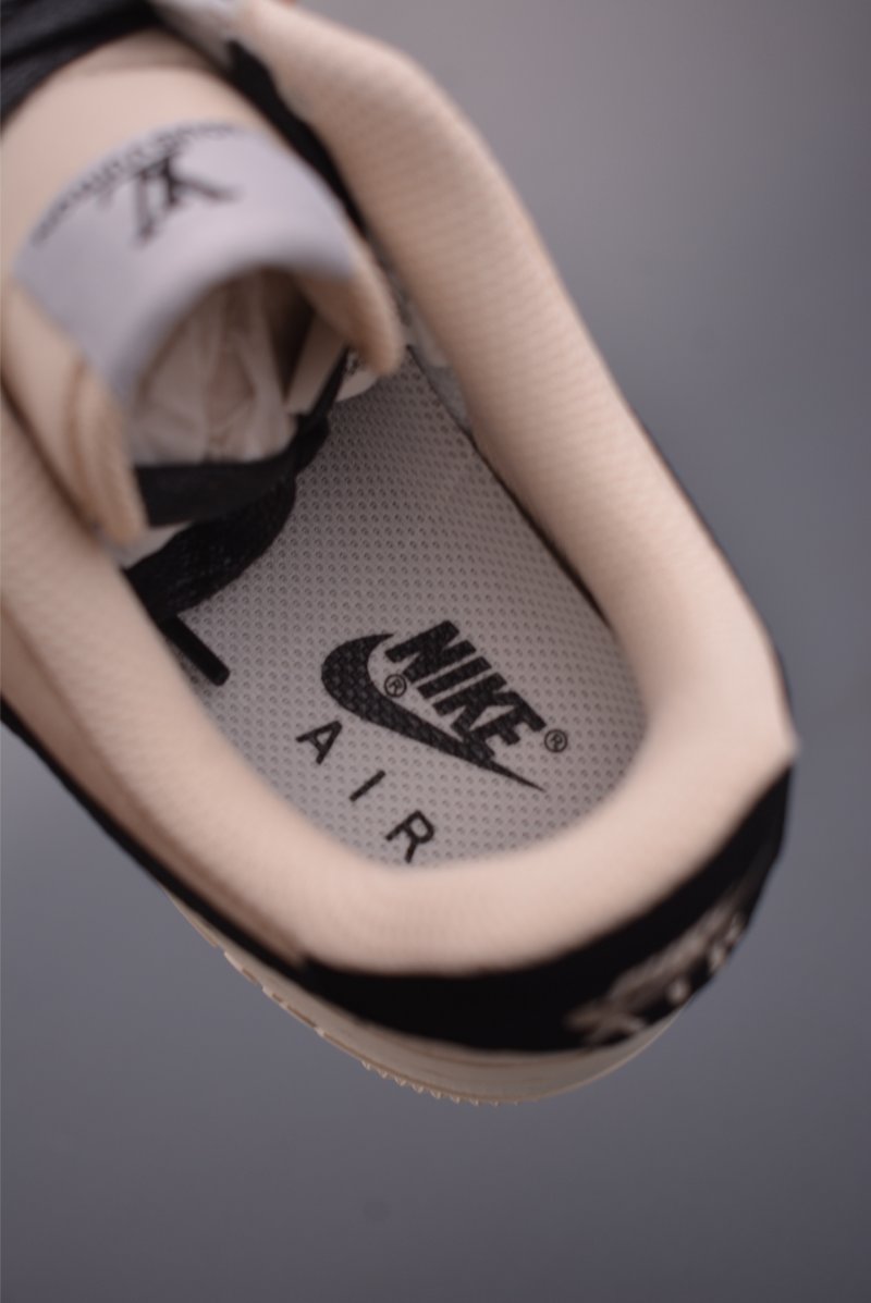 Nike Air Force 1 Low view