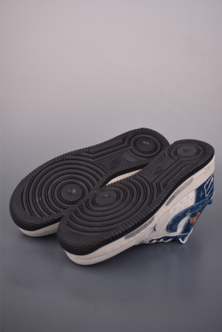 Nike Air Force 1 Low view 3