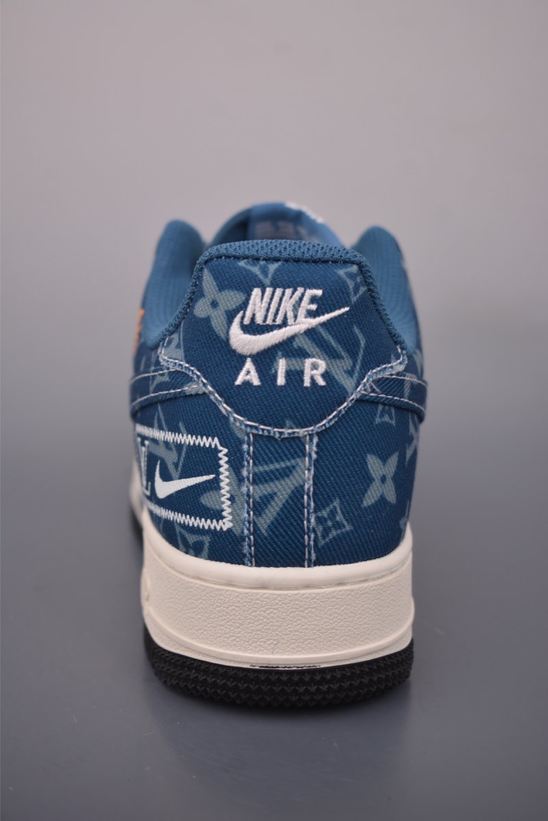 Nike Air Force 1 Low view