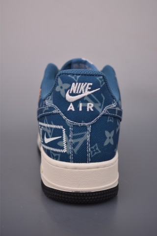 Nike Air Force 1 Low view 4