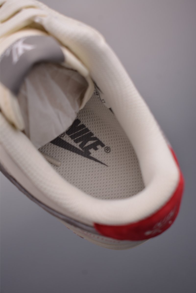 Nike Air Force 1 Low view