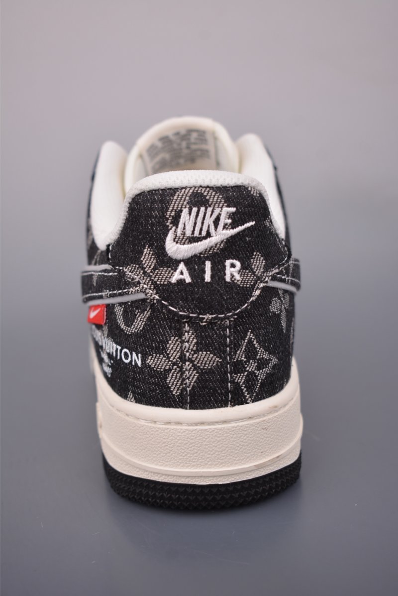 Nike Air Force 1 Low view