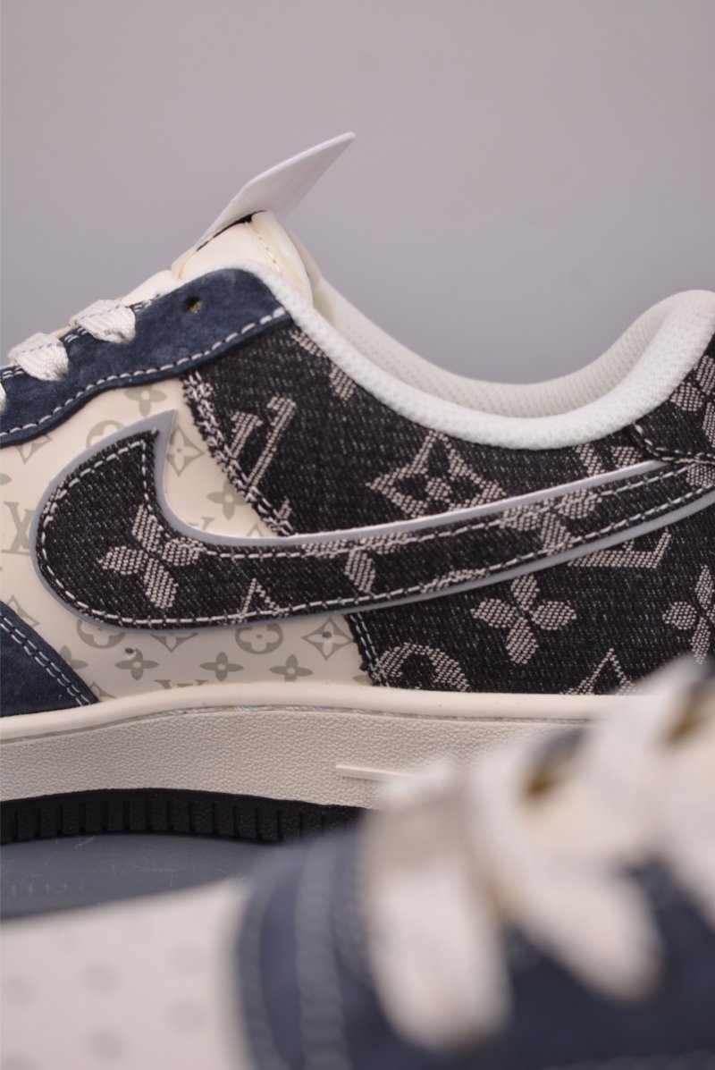 Nike Air Force 1 Low view