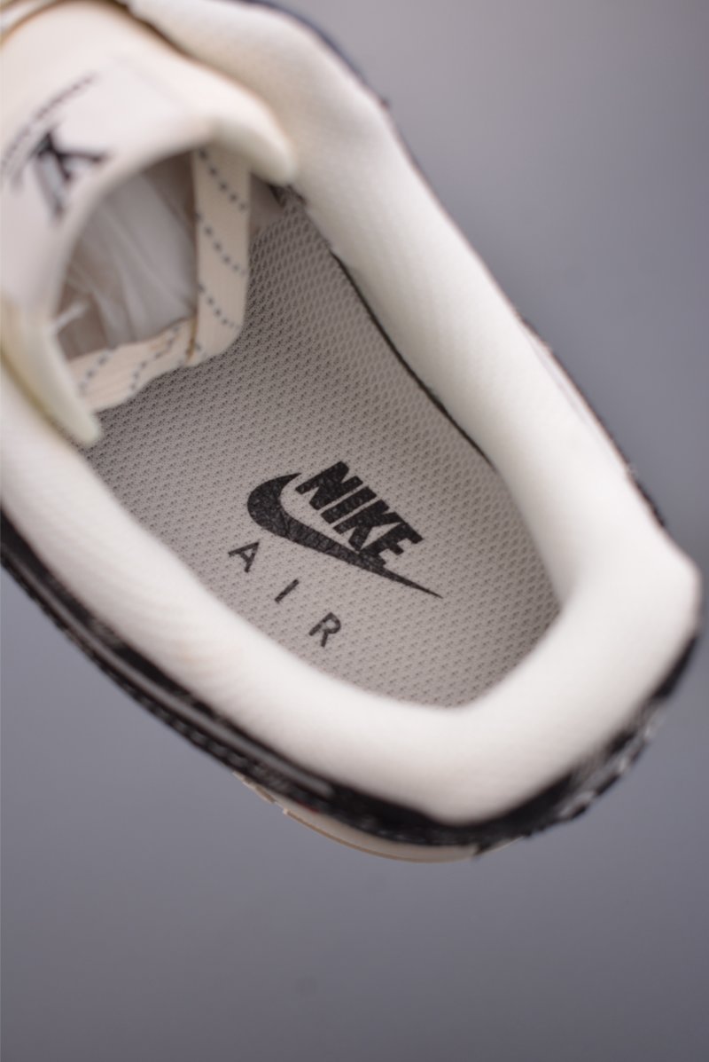 Nike Air Force 1 Low view