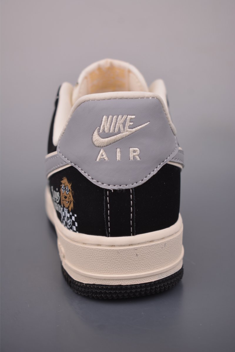 Nike Air Force 1 Low view