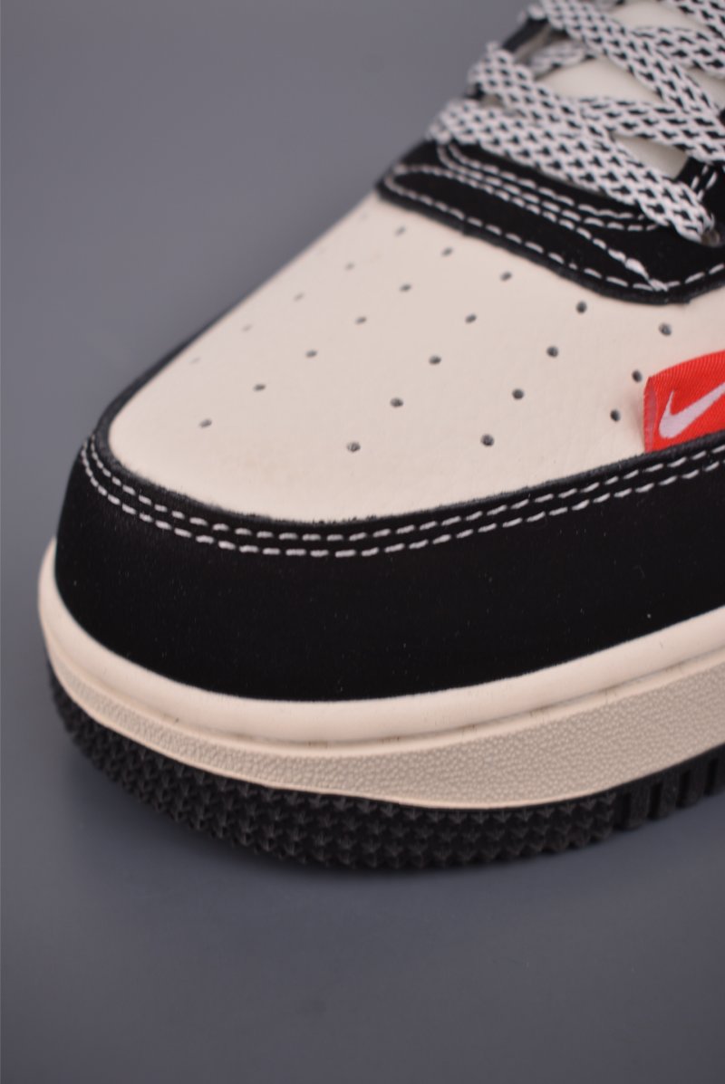Nike Air Force 1 Low view