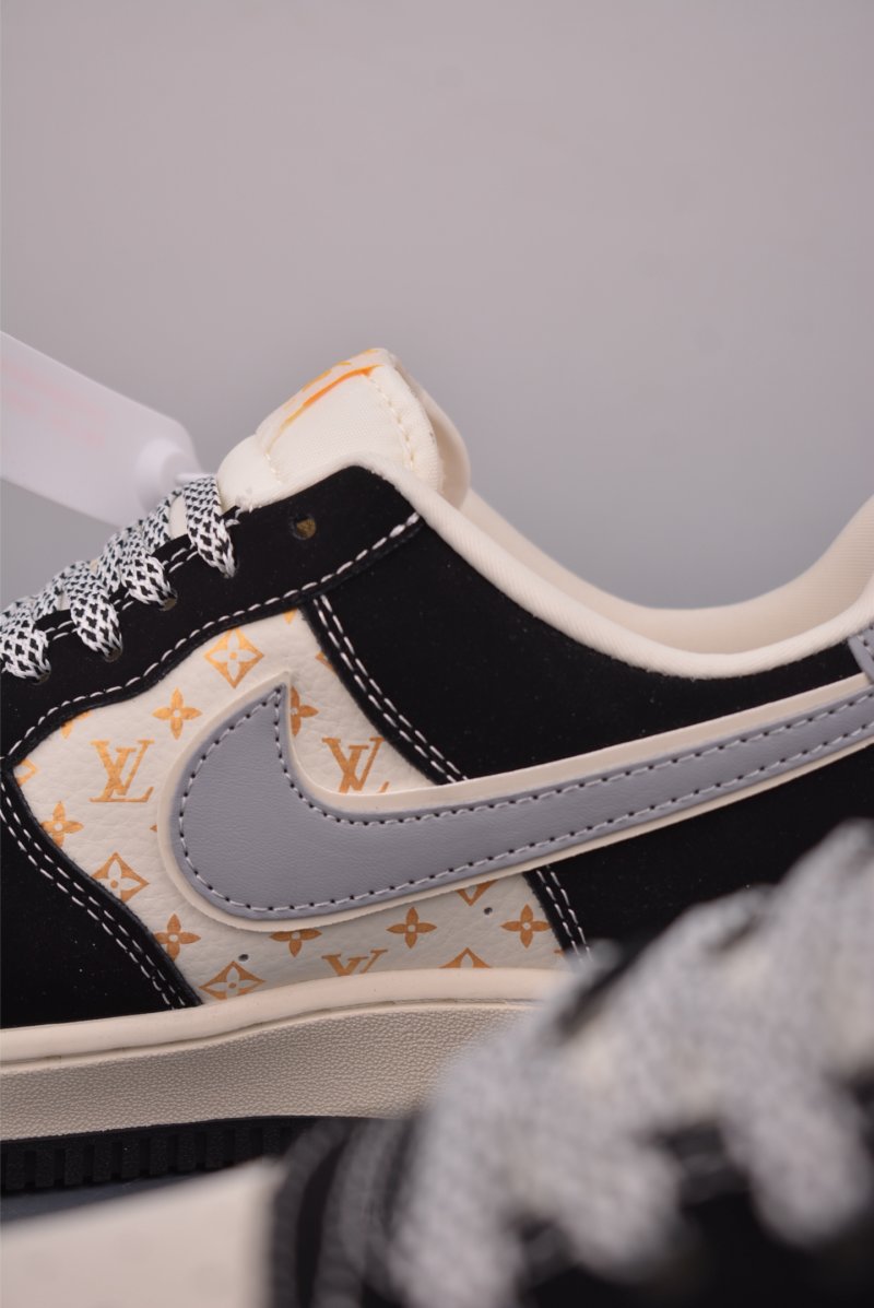 Nike Air Force 1 Low view