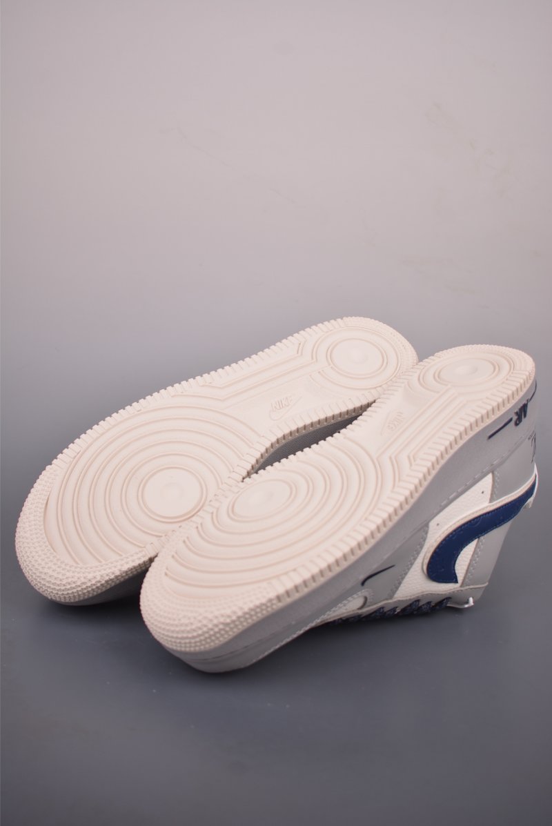 Nike Air Force 1 Low view