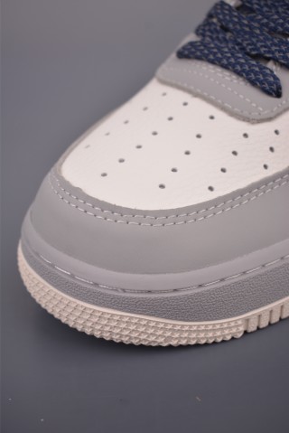 Nike Air Force 1 Low view 6
