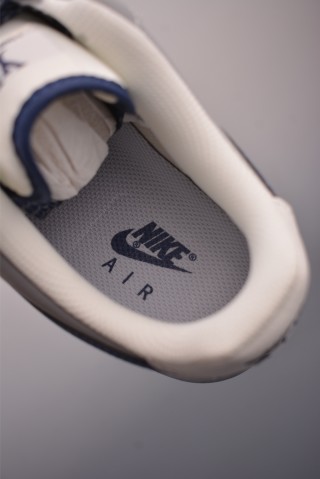 Nike Air Force 1 Low view 9
