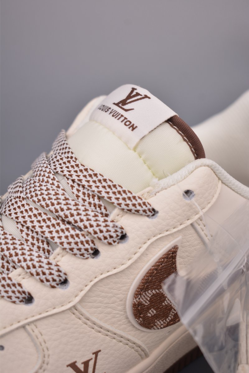 Nike Air Force 1 Low view