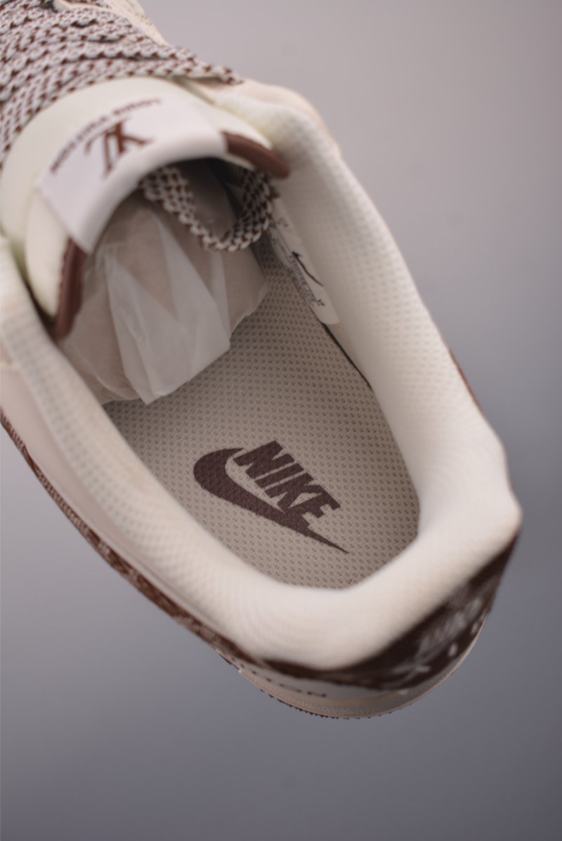 Nike Air Force 1 Low view