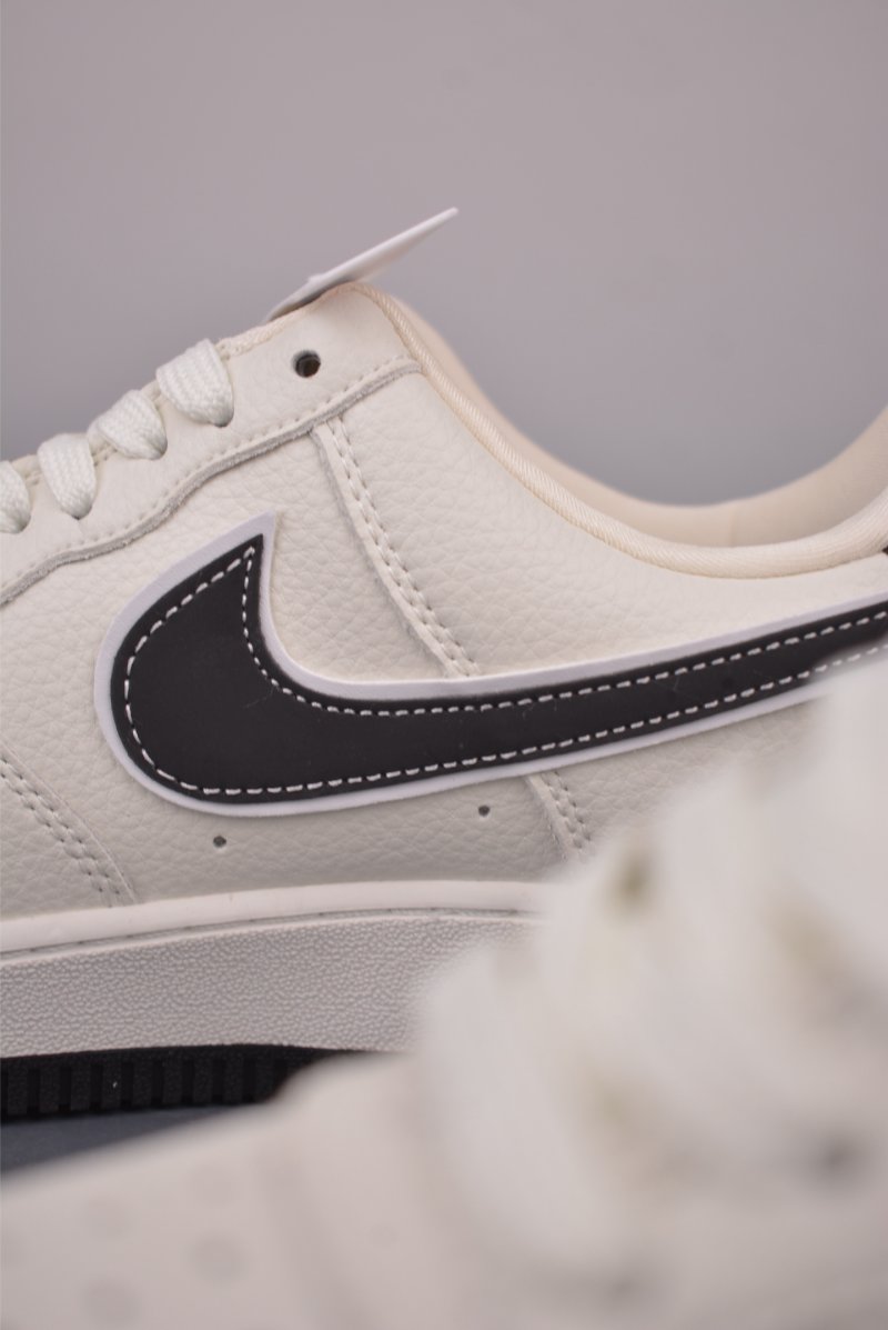 Nike Air Force 1 Low 'LV' view