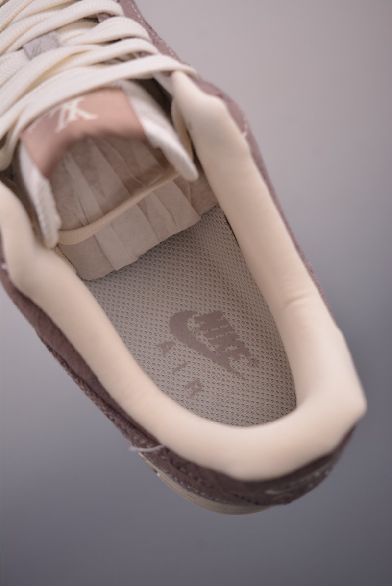 Nike Air Force 1 Low 'LV' view