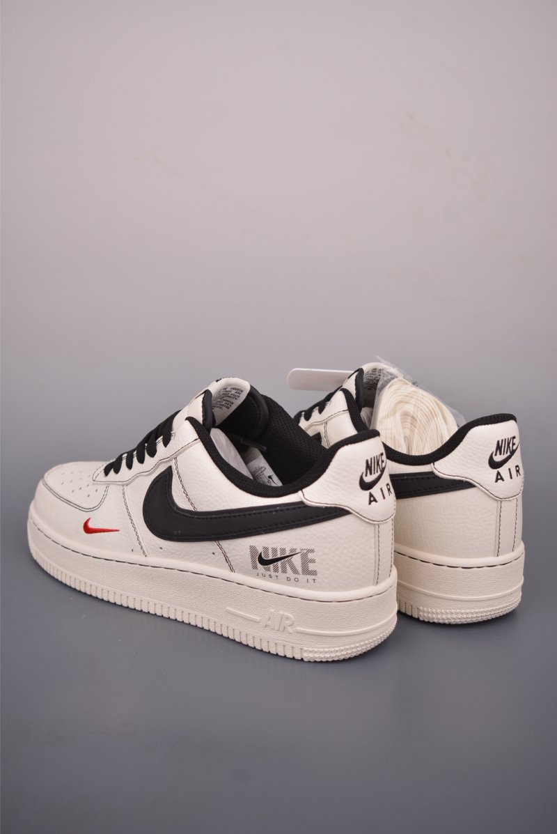 Nike Air Force 1 Low 'Black / Grey' view