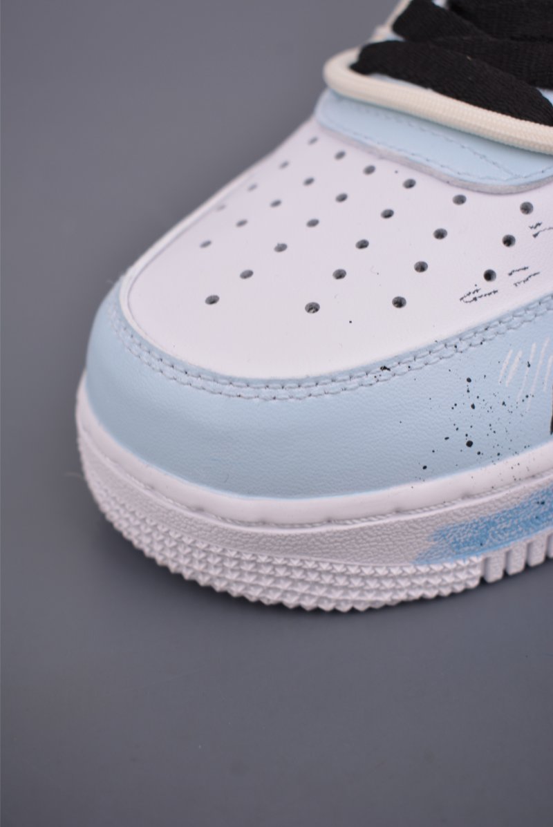 Nike Air Force 1 Low 'Hand-Painted Graffiti' view