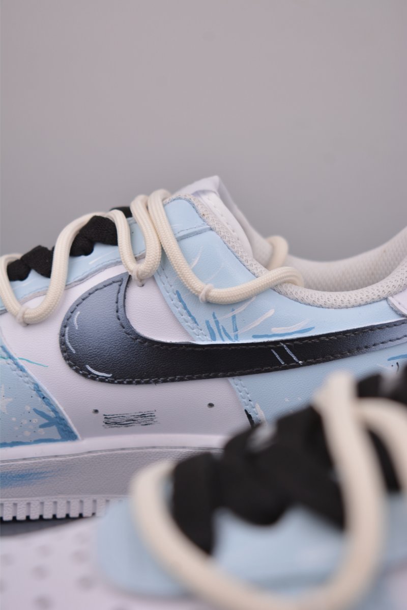 Nike Air Force 1 Low 'Hand-Painted Graffiti' view