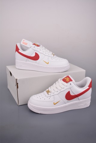 Nike Air Force 1 Low view 4