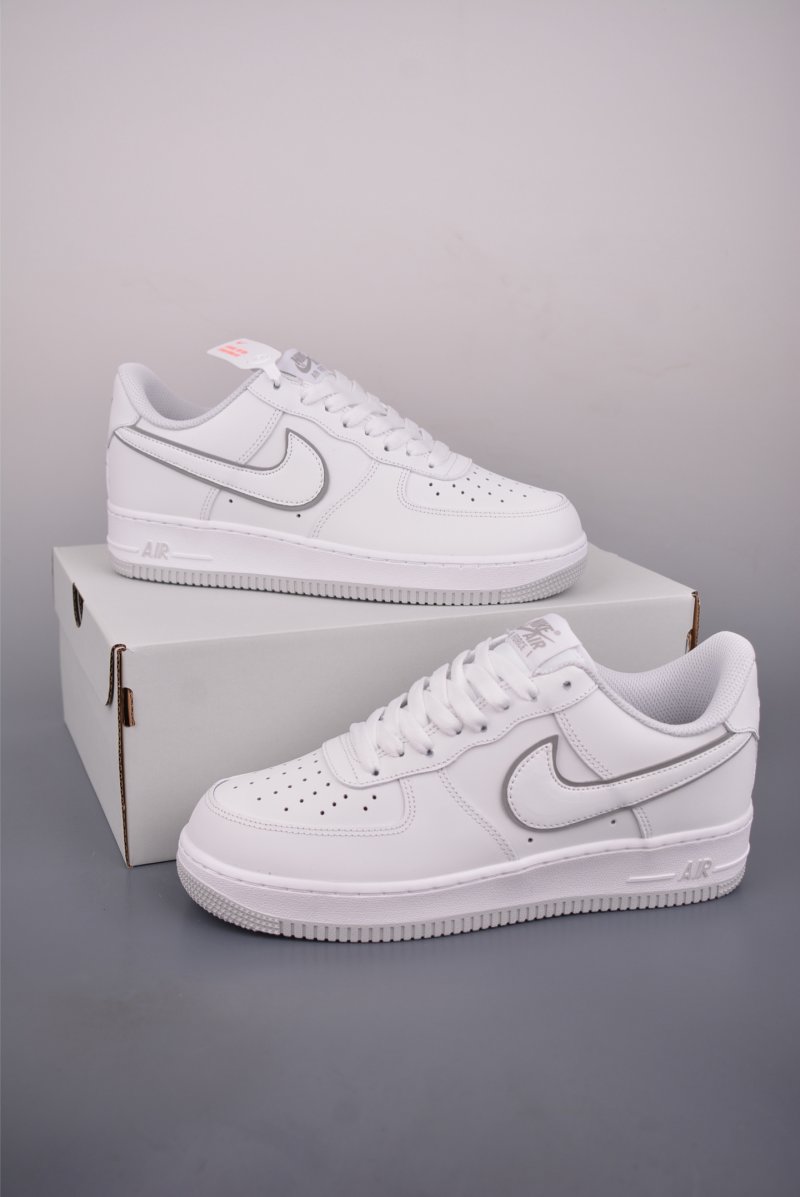Nike Air Force 1 Low view