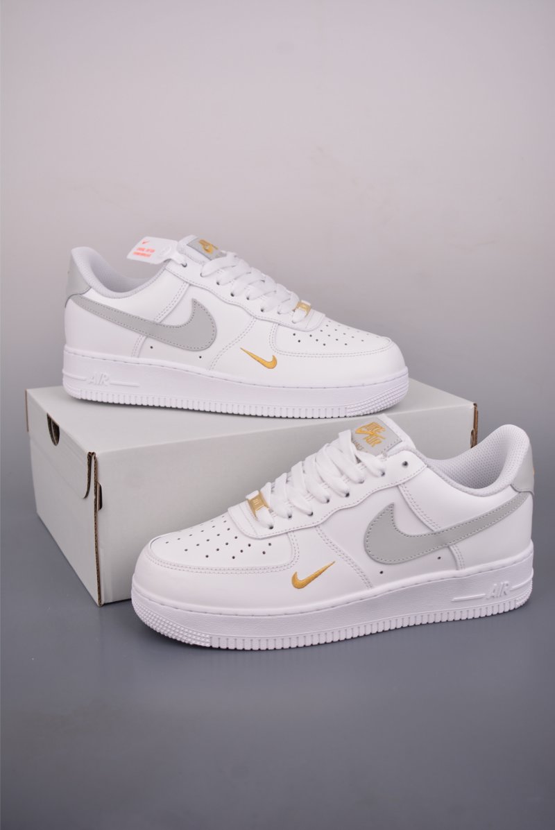 Nike Air Force 1 Low view