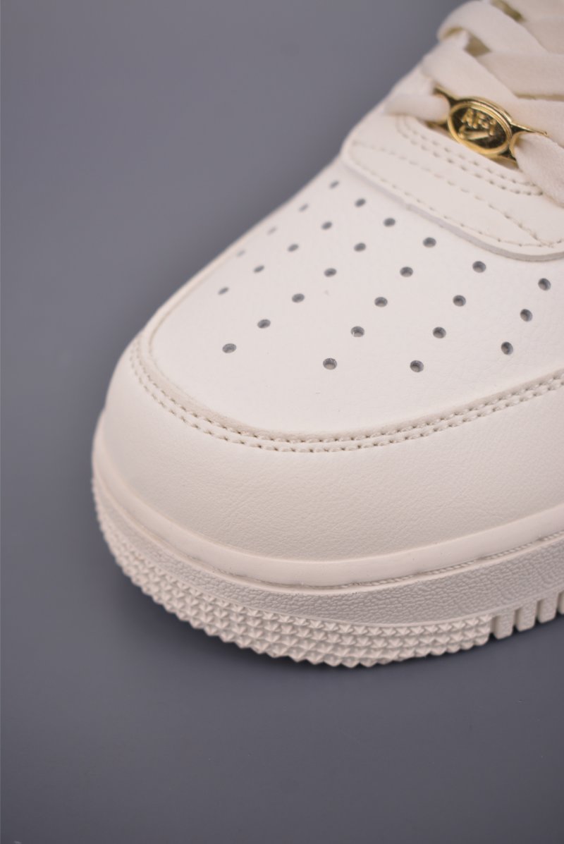 Nike Air Force 1 Low view