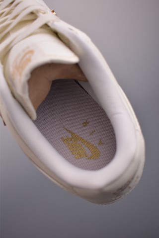 Nike Air Force 1 Low view 18