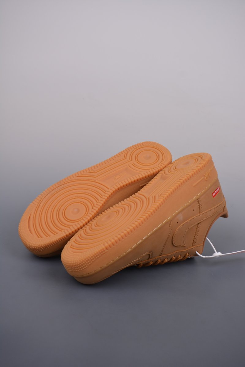 Nike Air Force 1 Low Supreme 'Wheat' view