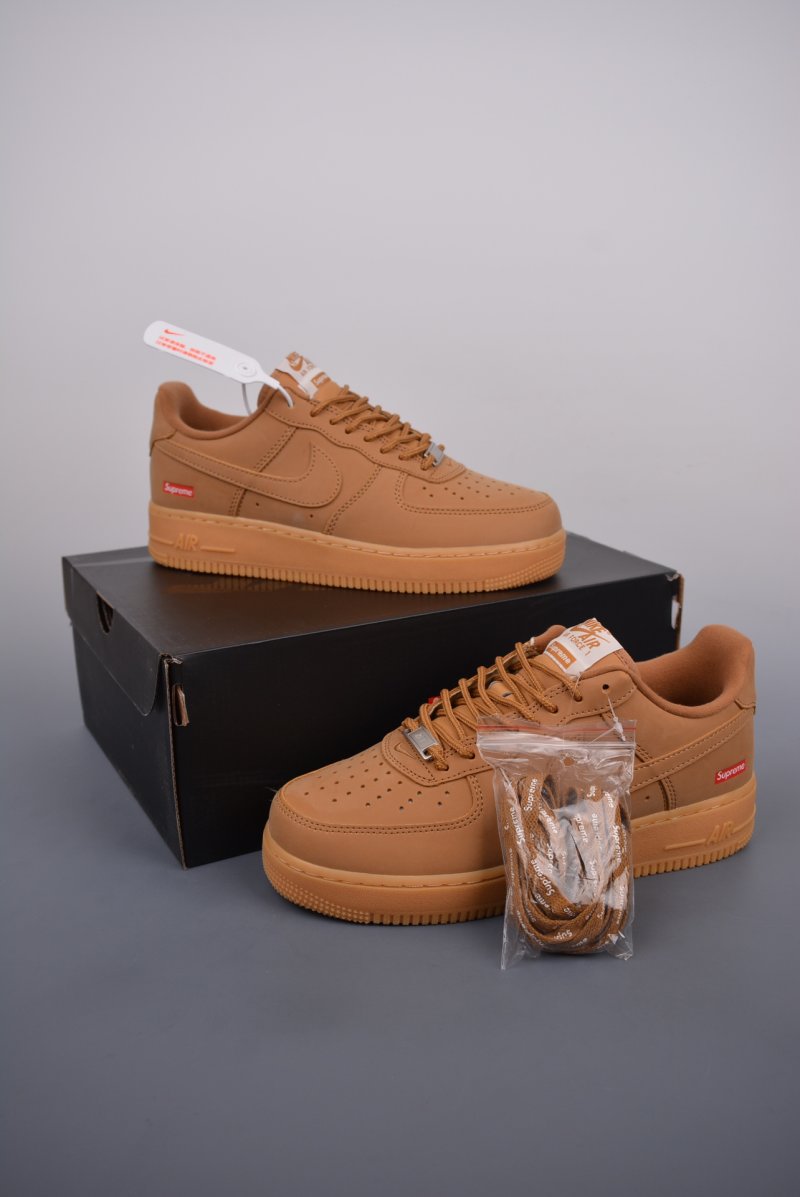 Nike Air Force 1 Low Supreme 'Wheat' view