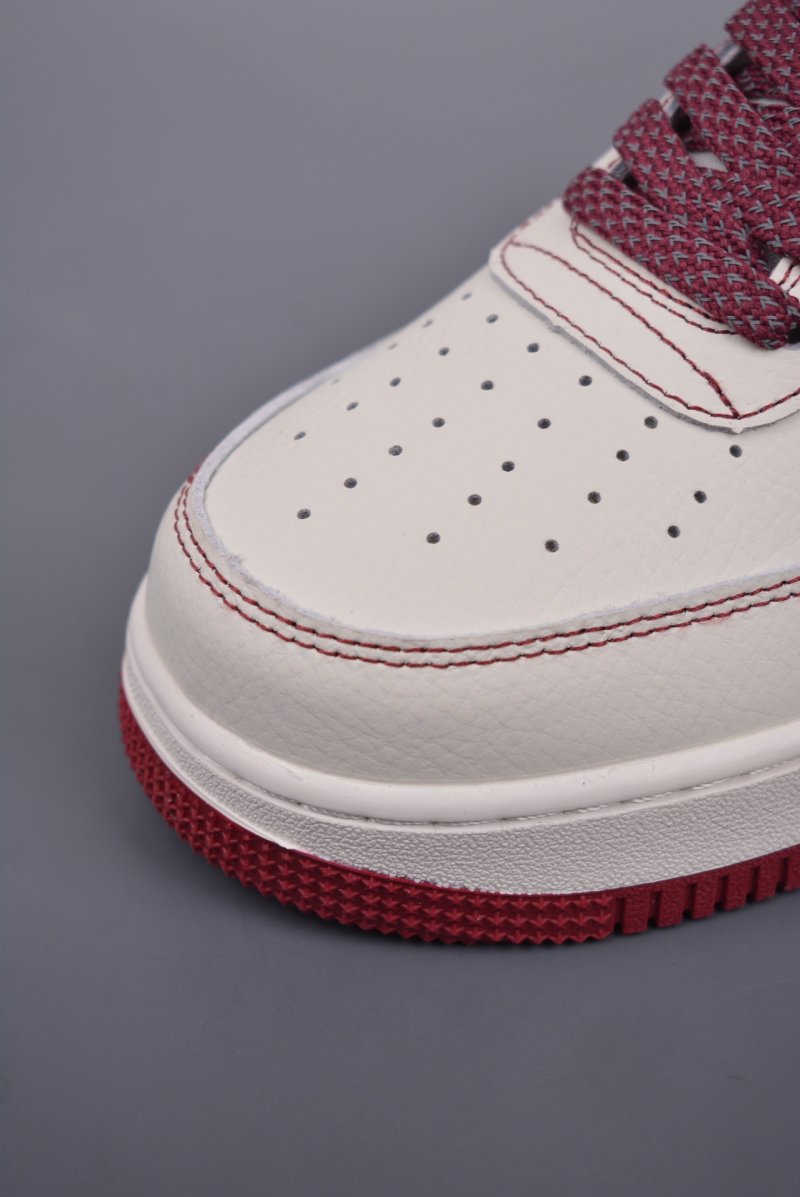 Nike Air Force 1 Low 'Daredevil' view