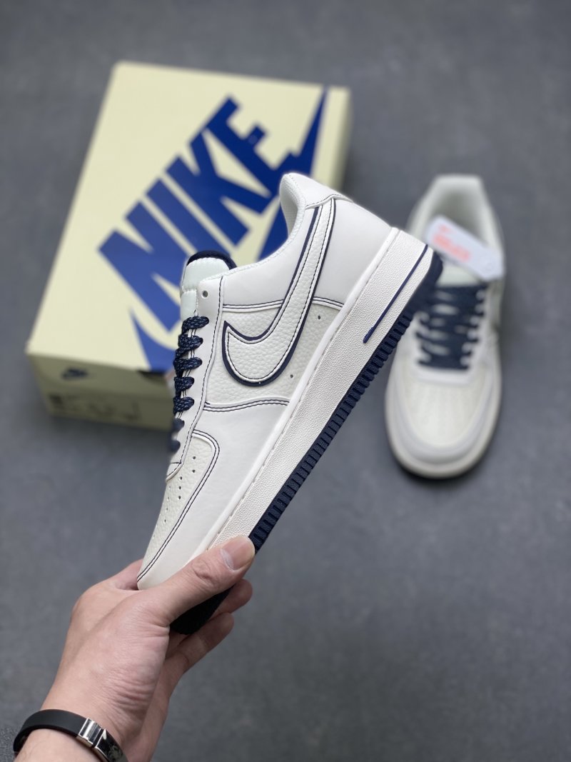 Nike Air Force 1 Low 'Gold' view
